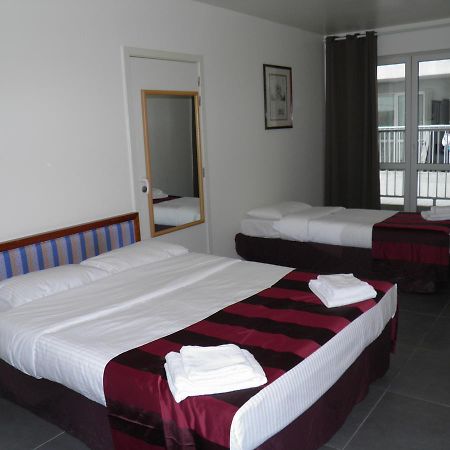 Holidays Hostel Midi Saint-Gilles Exteriör bild