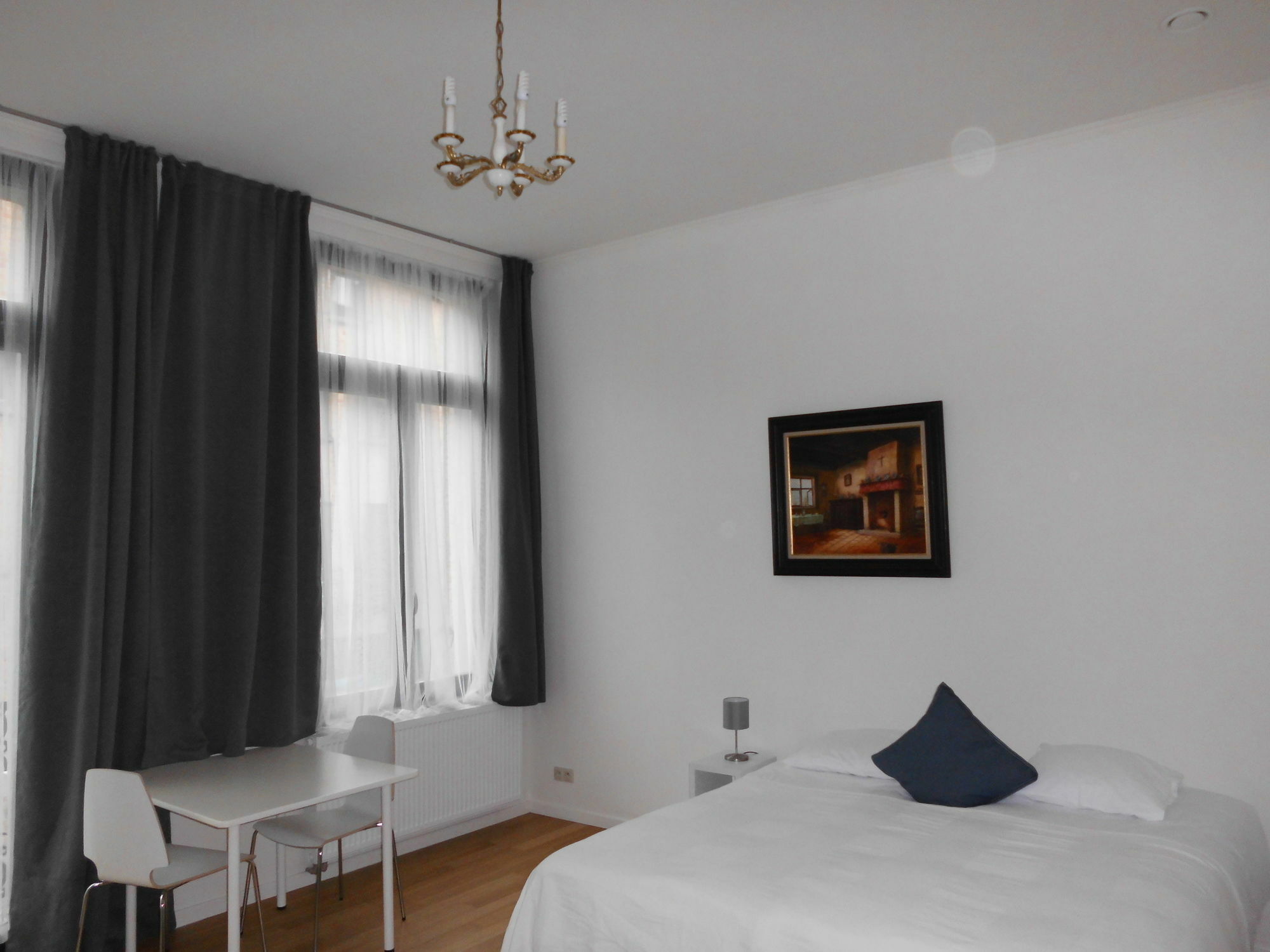Holidays Hostel Midi Saint-Gilles Exteriör bild